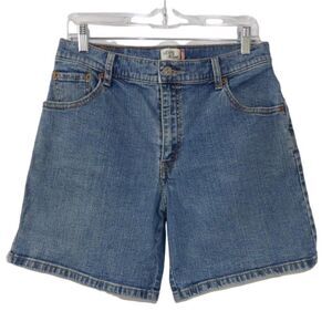 Vintage Levi's 550 Women's Relaxed Fit High Waisted Blue Denim Jean Shorts